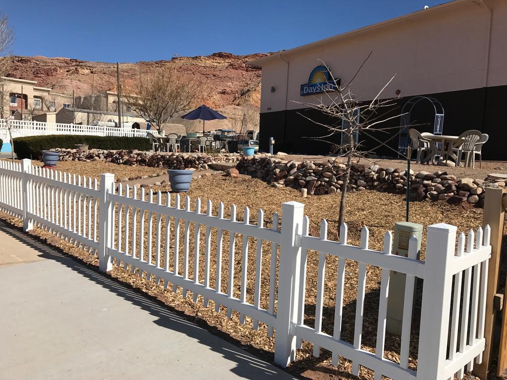 Days Inn By Wyndham Moab Eksteriør bilde
