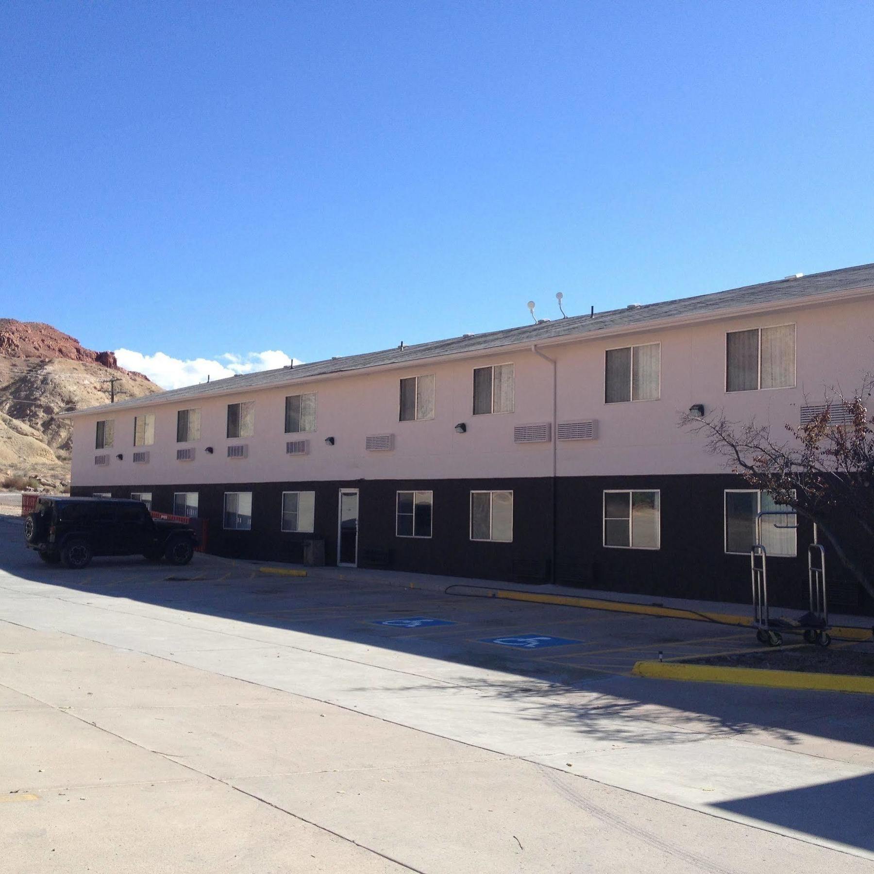 Days Inn By Wyndham Moab Eksteriør bilde